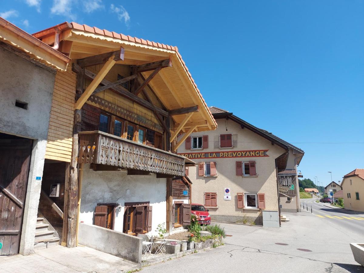 Appartement Voute En Gruyere Dans L'Intyamon Enney Exterior foto